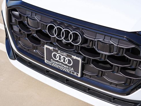 New 2026 Audi Q8 Premium Plus image 8