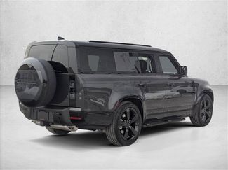 Used 2026 Land Rover Defender 130 X-Dynamic SE AWD/4WD video 2