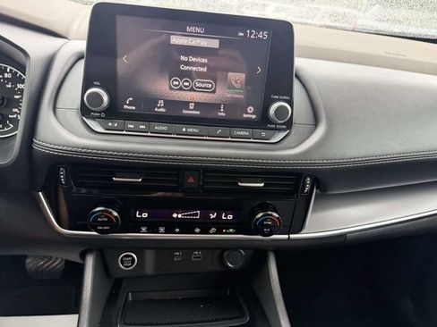 Used 2021 Nissan Rogue SV AWD/4WD image 13