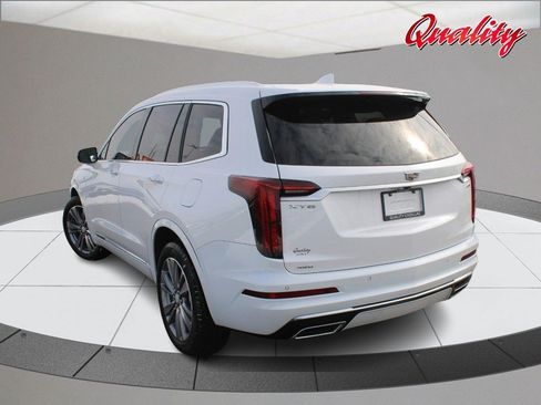 Used 2024 Cadillac XT6 Premium Luxury AWD/4WD image 5