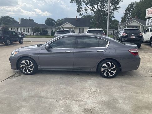 Used 2016 Honda Accord EX-L image 6