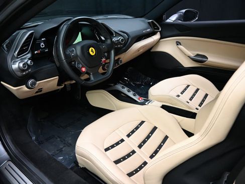 Used 2016 Ferrari 488 GTB image 51