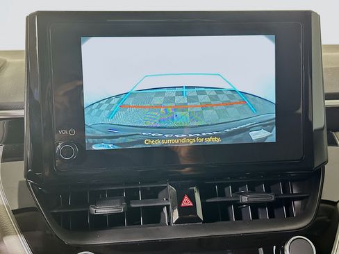 Used 2025 Toyota Corolla LE FWD image 24