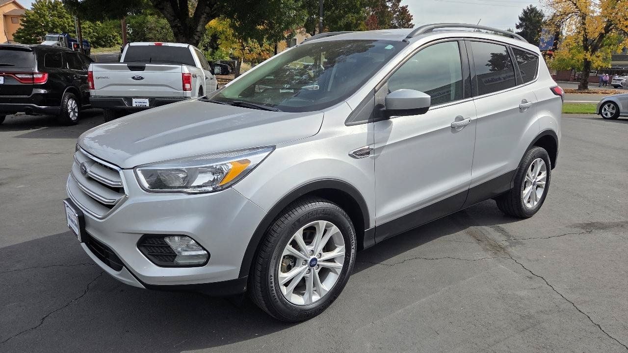 Used 2018 Ford Escape SE AWD/4WD image 2