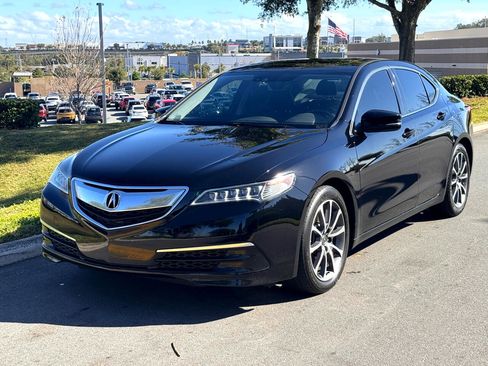 Used 2017 Acura TLX V6 w/ Technology Package image 2