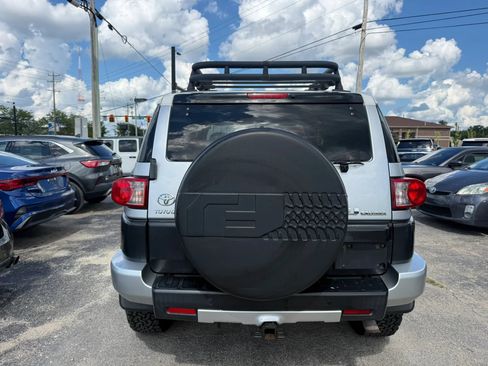 Used 2008 Toyota FJ Cruiser 4WD image 7