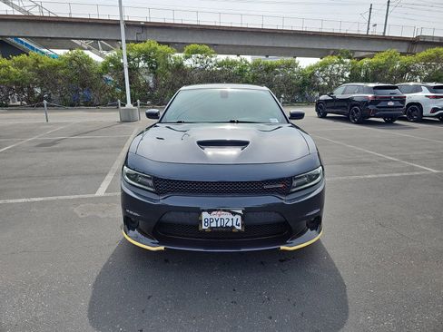 Used 2019 Dodge Charger GT image 12