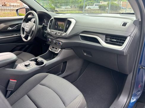 Used 2023 GMC Terrain SLE w/ Driver Convenience Package AWD/4WD image 30