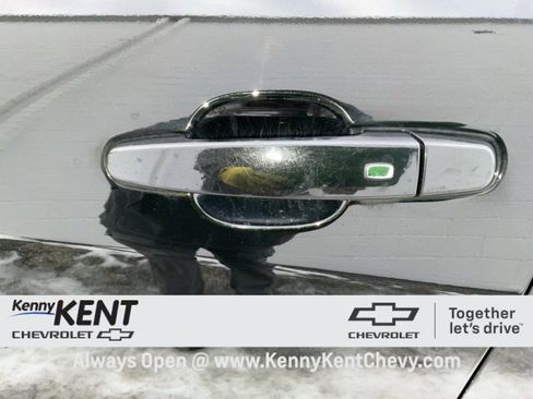 Used 2020 Chevrolet Equinox LT image 19