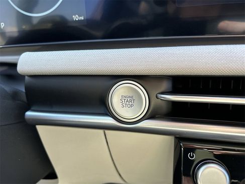 New 2026 Hyundai Tucson Limited image 31