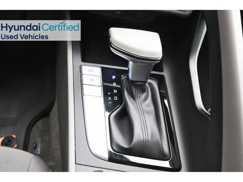Certified 2024 Hyundai Elantra SEL FWD image 28
