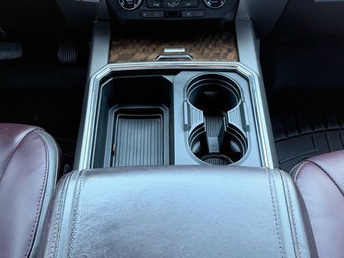 Used 2017 Ford F250 Platinum w/ Platinum Ultimate Package AWD/4WD image 20