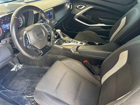 Used 2023 Chevrolet Camaro LT RWD image 11