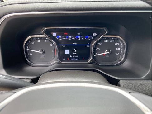 Used 2021 GMC Yukon Denali AWD/4WD image 23
