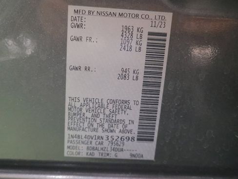 Used 2024 Nissan Altima 2.5 SV image 33