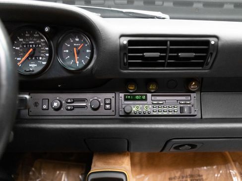 Used 1993 Porsche 911 Carrera RWD image 77