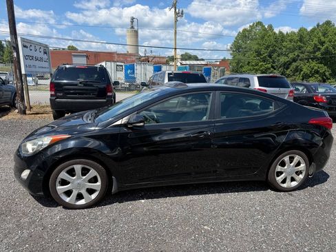 Used 2012 Hyundai Elantra Limited w/ Technology Pkg 5 FWD image 3