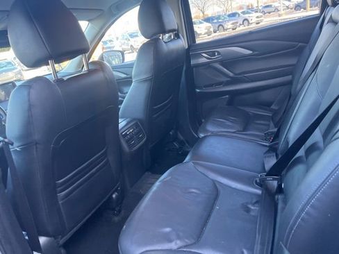Used 2019 MAZDA CX-9 Touring w/ Touring Premium Package image 16