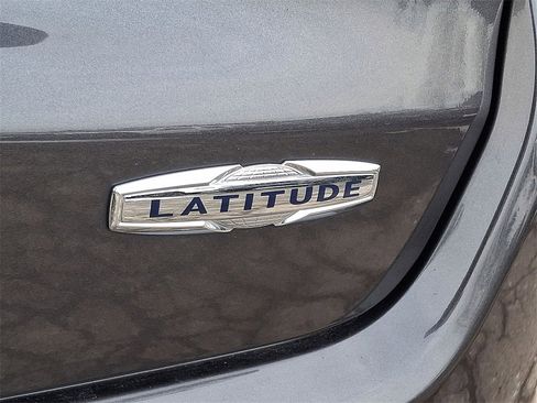 Certified 2022 Jeep Compass Latitude image 23