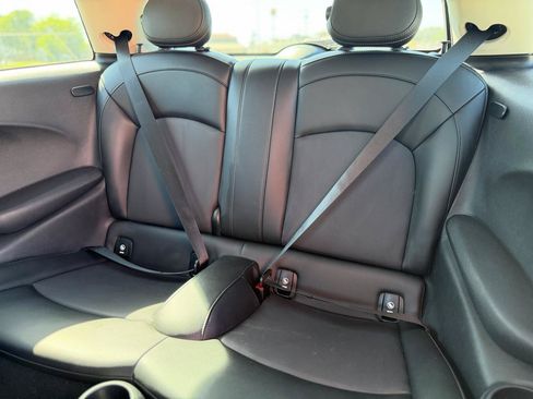 Used 2020 MINI Cooper 2-Door Hardtop FWD image 12
