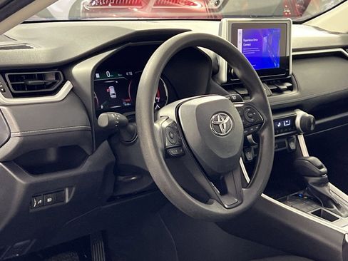 Used 2024 Toyota RAV4 LE image 16