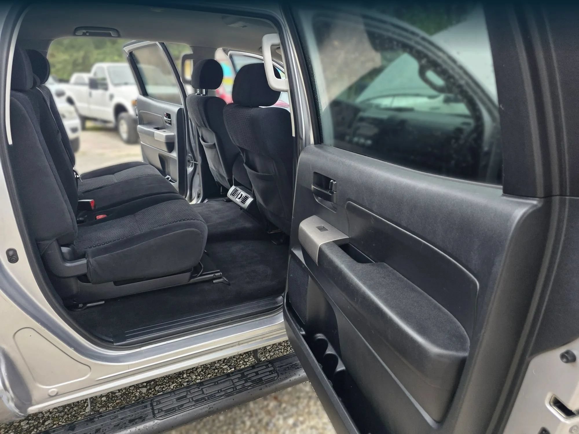 Used 2010 Toyota Tundra 2WD CrewMax w/ Tow Pkg image 30