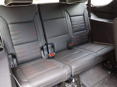 Used 2026 GMC Yukon AT4 Ultimate w/ LPO, Floor Liner Package AWD/4WD image 29