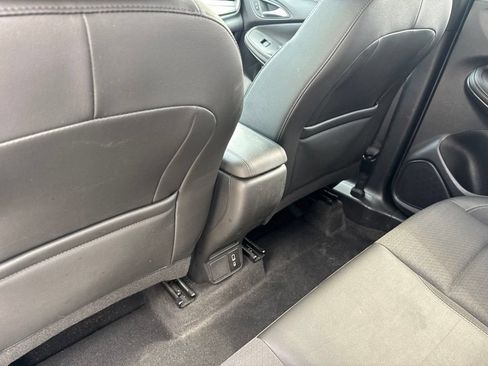 Used 2024 Buick Encore GX Preferred FWD image 59