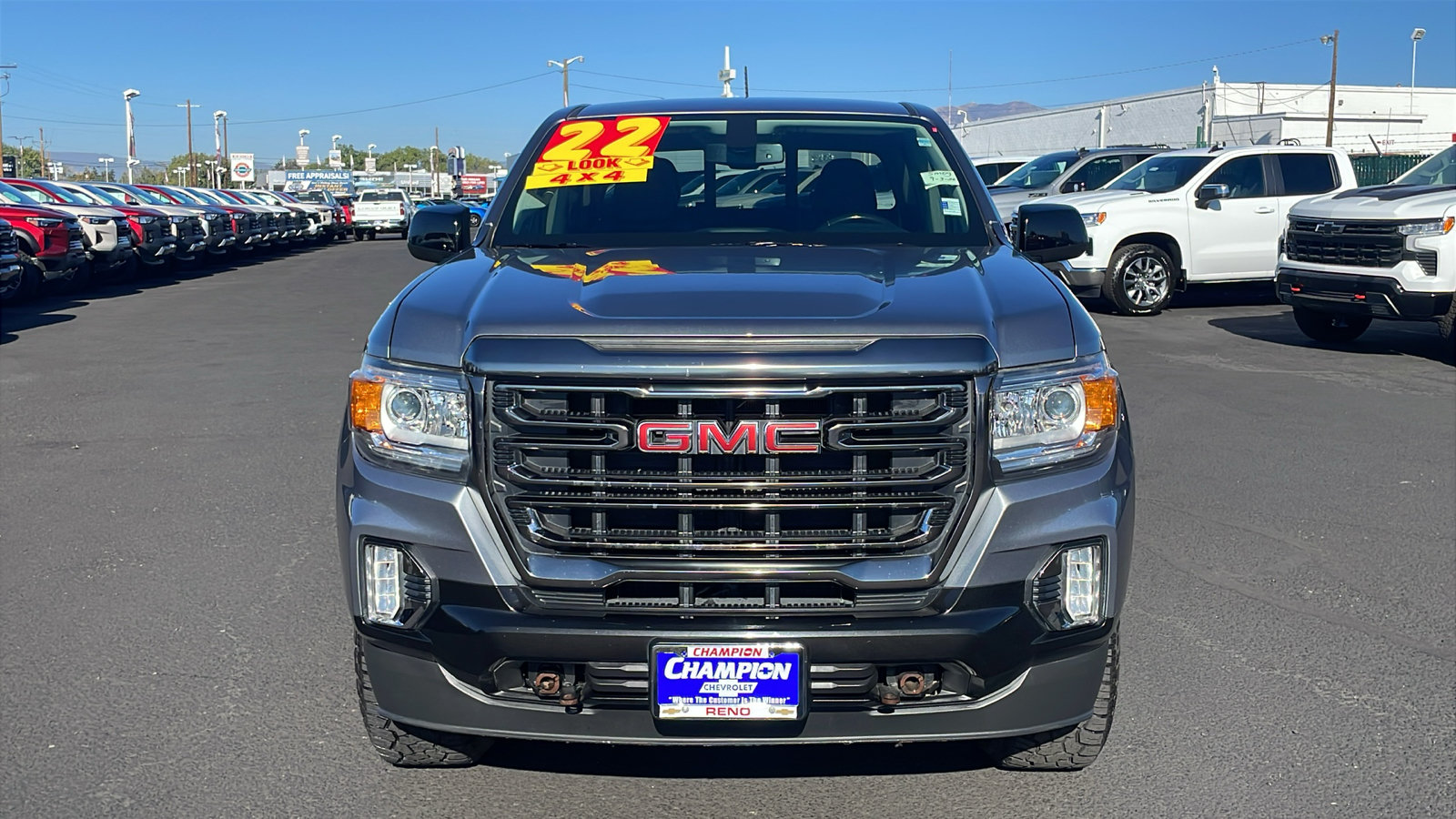 Used 2022 GMC Canyon AT4 AWD/4WD image 2