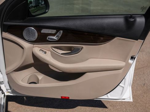 Used 2021 Mercedes-Benz C 300 Sedan image 28