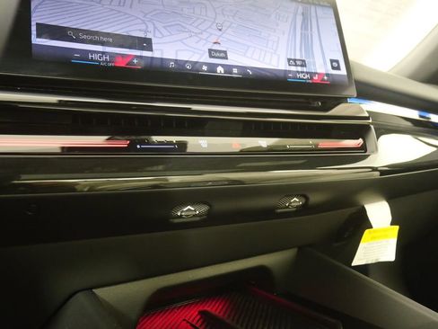 Used 2025 BMW 530i image 25