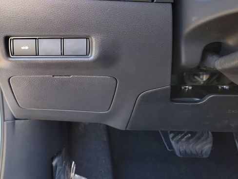 New 2026 Nissan Sentra SR w/ Floor Mat Package FWD image 11