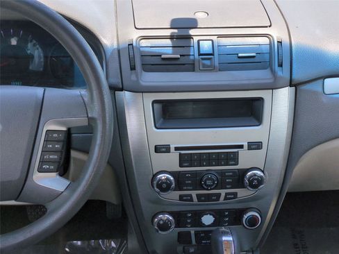 Used 2012 Ford Fusion SE FWD image 13