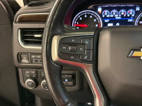 Used 2021 Chevrolet Suburban Premier w/ Premium Package AWD/4WD image 34
