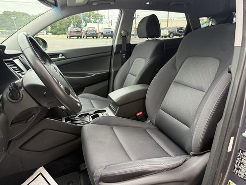 Used 2018 Hyundai Tucson Value w/ Cargo Package AWD/4WD image 9