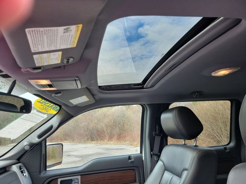 Used 2014 Ford F150 Lariat w/ Equipment Group 502A Luxury AWD/4WD image 23