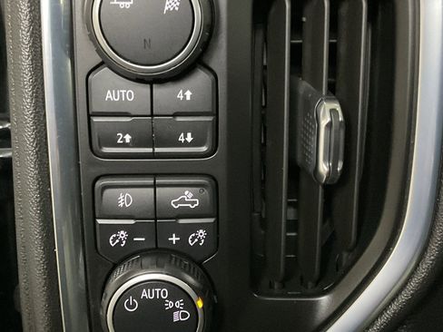 Used 2019 Chevrolet Silverado 1500 LT Trail Boss image 28