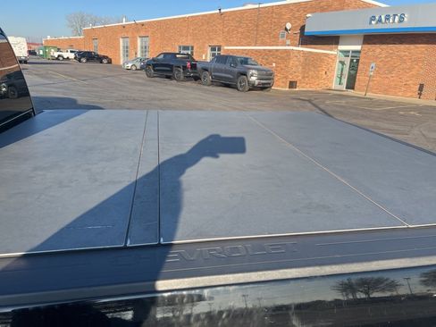 Used 2017 Chevrolet Silverado 1500 LTZ Z71 w/ LTZ Plus Package image 5