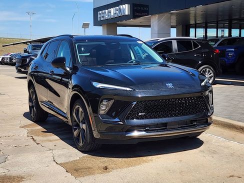 New 2026 Buick Envision Sport Touring image 2