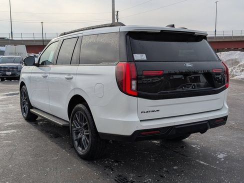 New 2026 Ford Expedition Platinum image 6