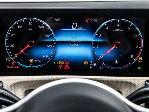 Used 2020 Mercedes-Benz CLA 250 image 2