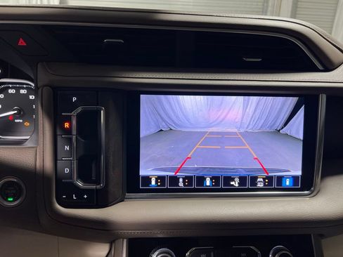Used 2021 GMC Yukon Denali w/ LPO, Illumination Package RWD image 40