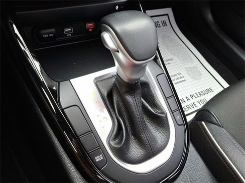 Certified 2024 Kia Forte GT-Line w/ GT-Line Premium Package image 15