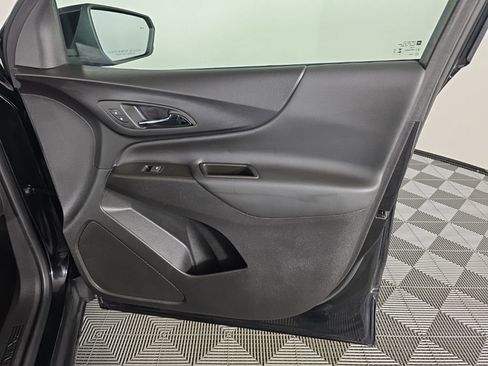 Used 2024 Chevrolet Equinox LT AWD/4WD image 37