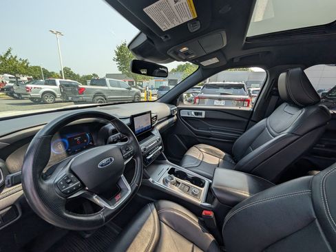 Certified 2020 Ford Explorer ST AWD/4WD image 17