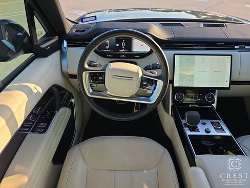 Used 2023 Land Rover Range Rover SE AWD/4WD image 12