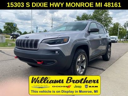Used 2019 Jeep Cherokee Trailhawk w/ Cold Weather Group