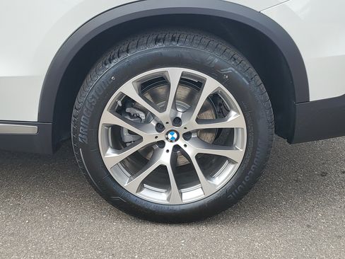 New 2026 BMW X5 xDrive40i AWD/4WD image 29