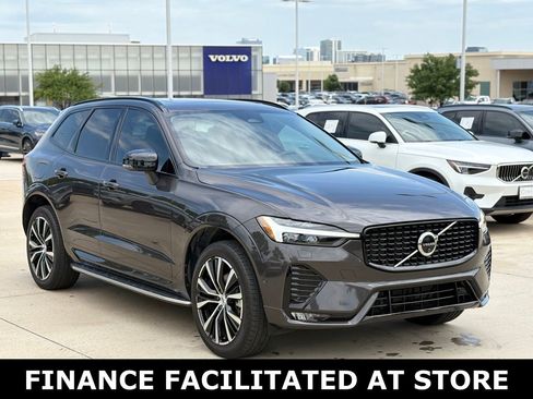 Certified 2024 Volvo XC60 B5 Plus w/ Protection Package Premier AWD/4WD image 6