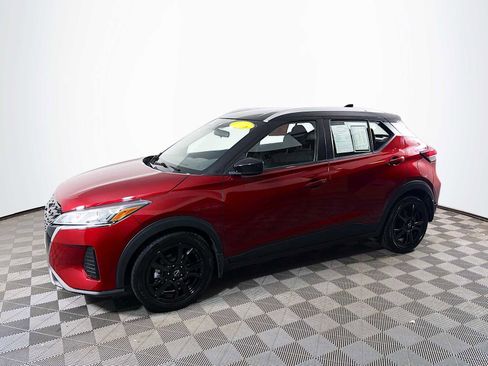 Certified 2023 Nissan Kicks SV FWD image 1